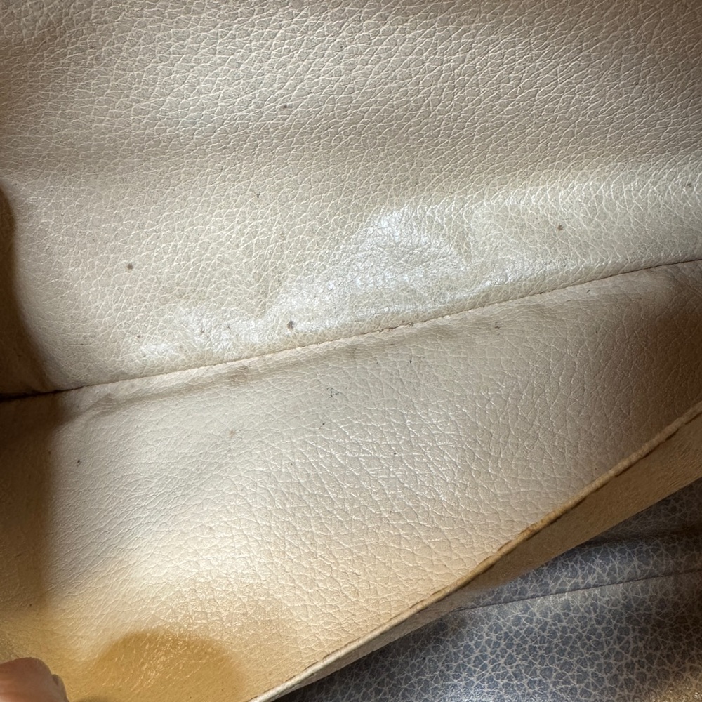 Louis Vuitton Brown and Gold Monogram Toiletry bag - Picture 6 of 15